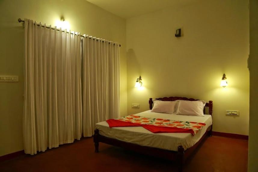 Marari Beach Clleetus Homestay 马拉利库兰 外观 照片